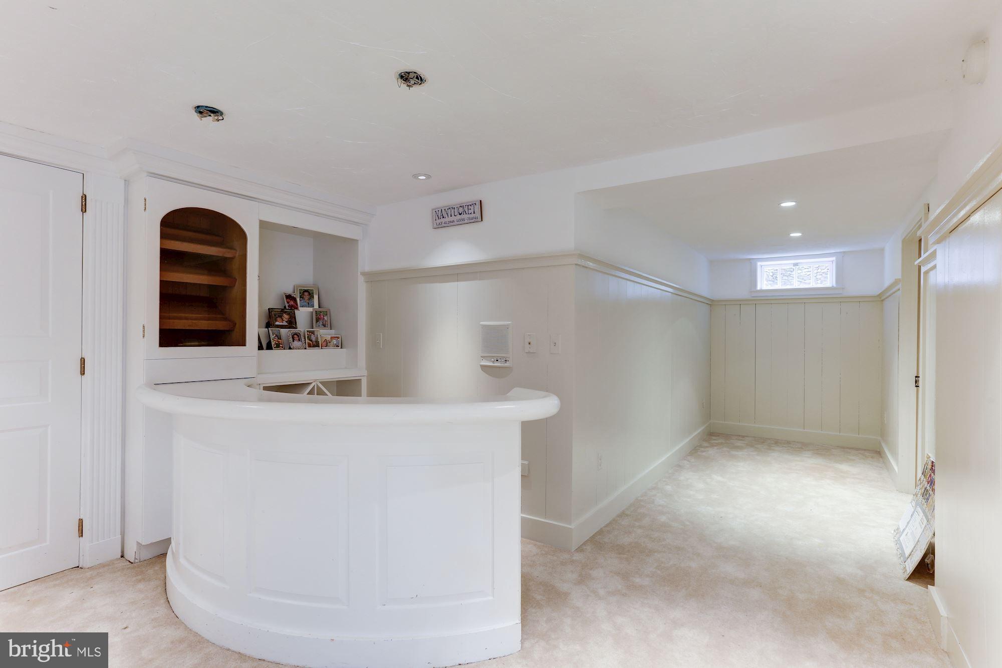 1319 Calder Road McLean, VA 22101 - Photo 42 of 55 Recreation Room Bar