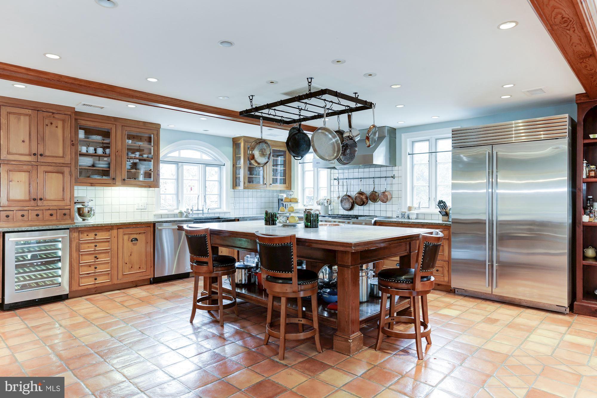 1319 Calder Road McLean, VA 22101 - Photo 10 of 55 Kitchen