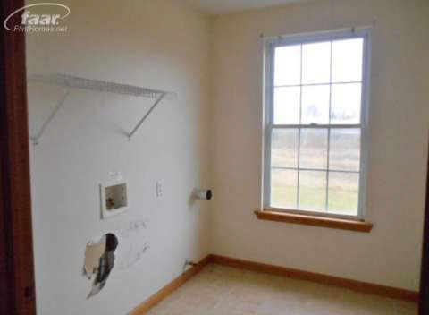9434 North Clio Road Clio, MI 48420 - Photo 18 of 26 20387373-17.JPG