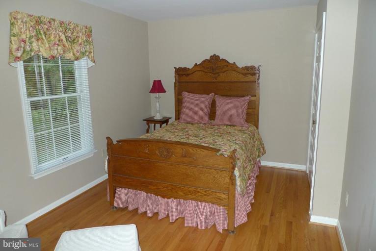 14403 Manor Road Phoenix, MD 21131 - Photo 6 of 22 Bedroom #2