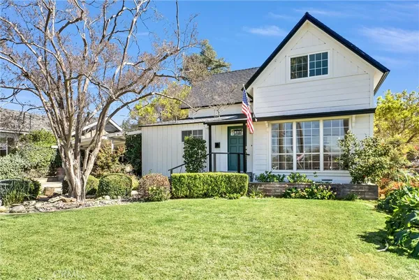 $865,000 | 527 West Palm Avenue, Redlands, CA 92373