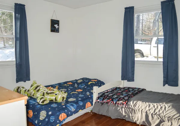 $400,000 | 139 Squantum Road, Jaffrey, NH 03452