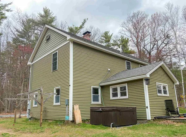 $400,000 | 139 Squantum Road, Jaffrey, NH 03452