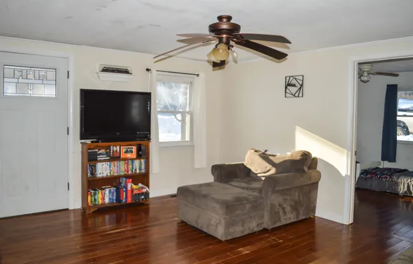 $400,000 | 139 Squantum Road, Jaffrey, NH 03452