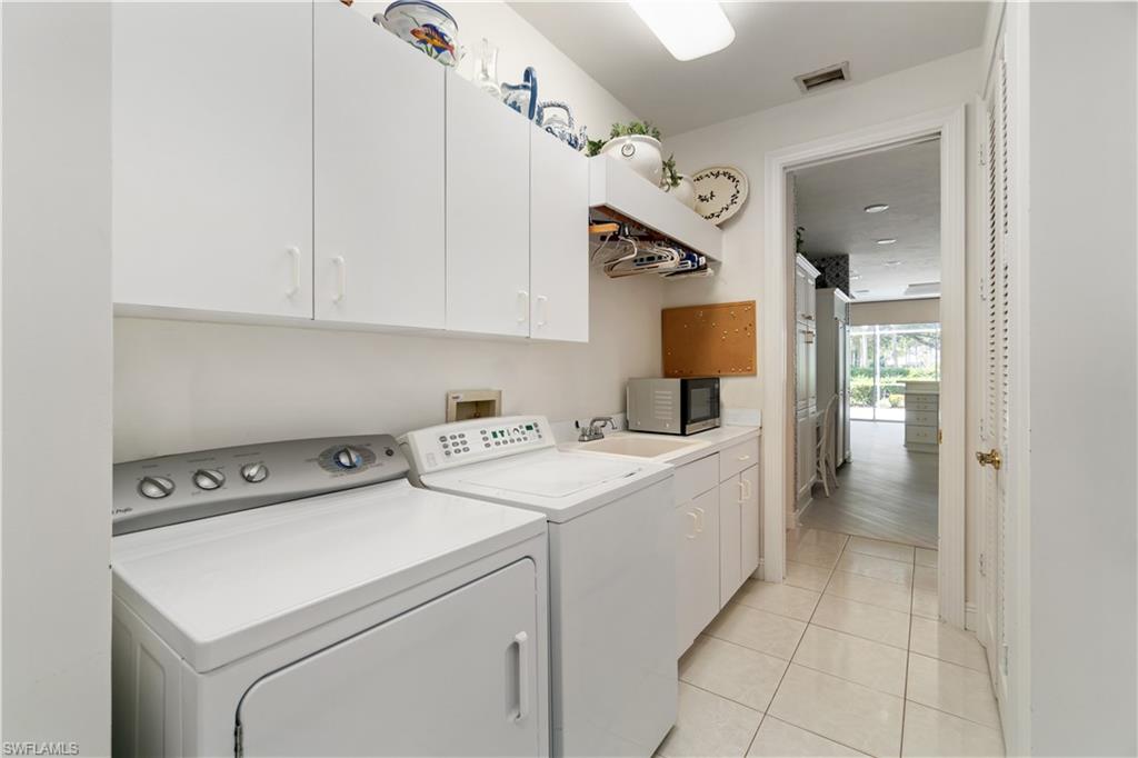 798 Brentwood Point Naples, FL 34110 - Photo 12 of 50