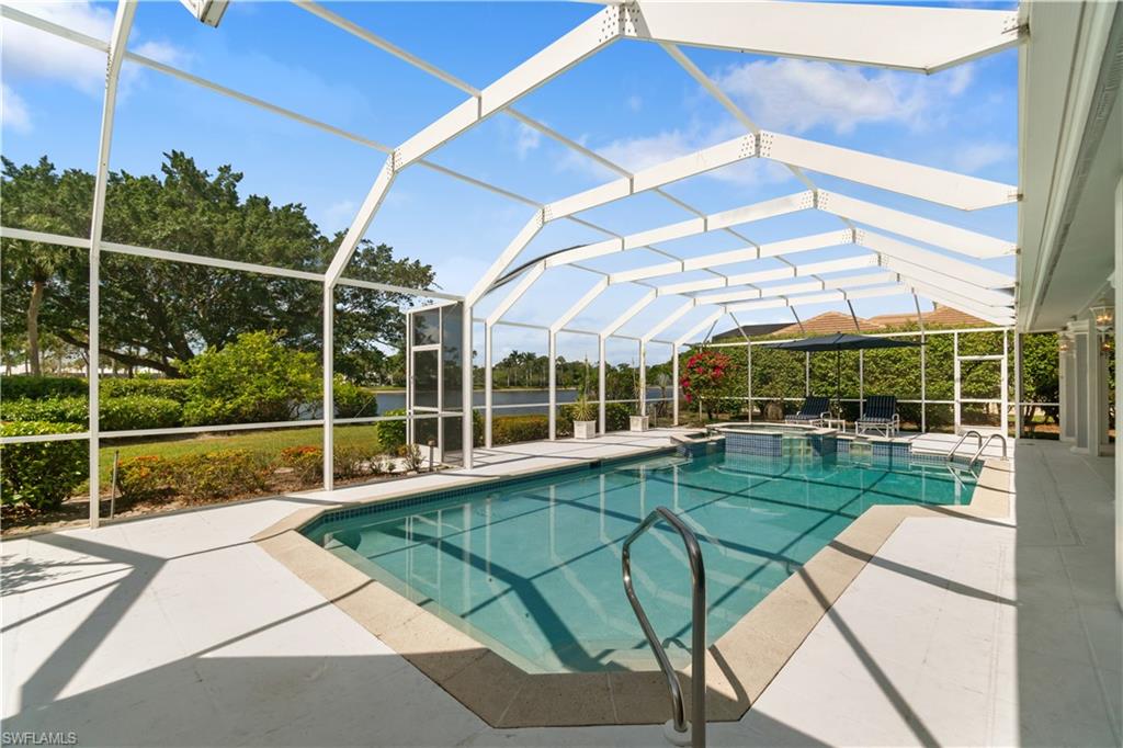 798 Brentwood Point Naples, FL 34110 - Photo 31 of 50