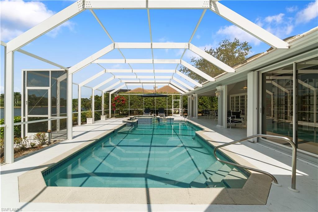 798 Brentwood Point Naples, FL 34110 - Photo 32 of 50