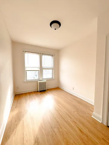 $2,100 | 301 Avenue A, Unit 3, Bayonne, NJ 07002