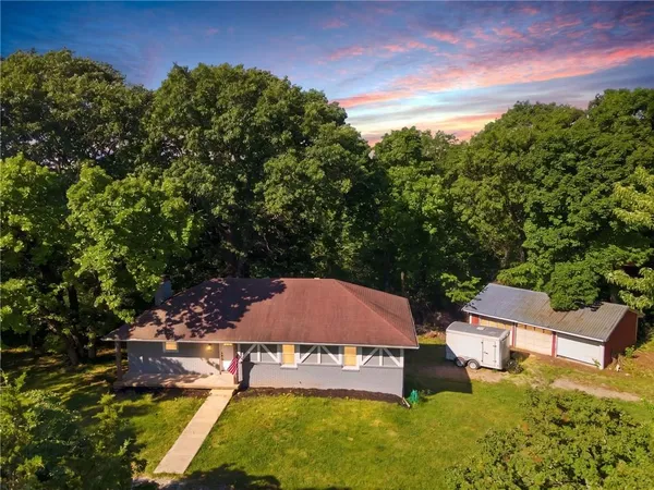 $410,000 | 5977 Southeast 208th Street, Holt, MO 64048