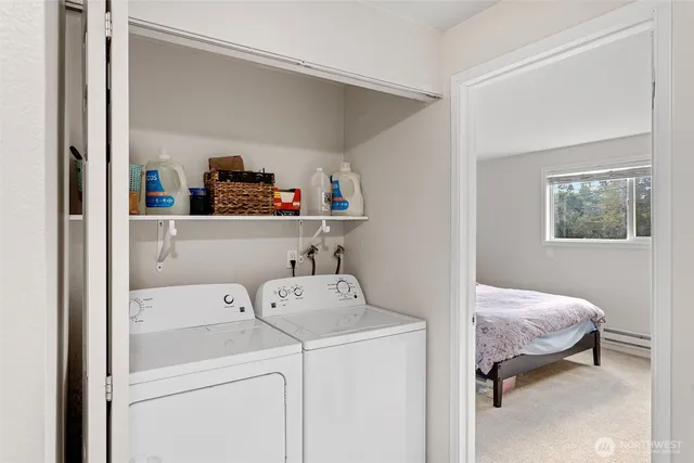 $998,800 | 1518 Northeast 195th Street, Lake Forest Park, WA 98155