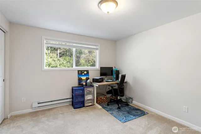 $998,800 | 1518 Northeast 195th Street, Lake Forest Park, WA 98155