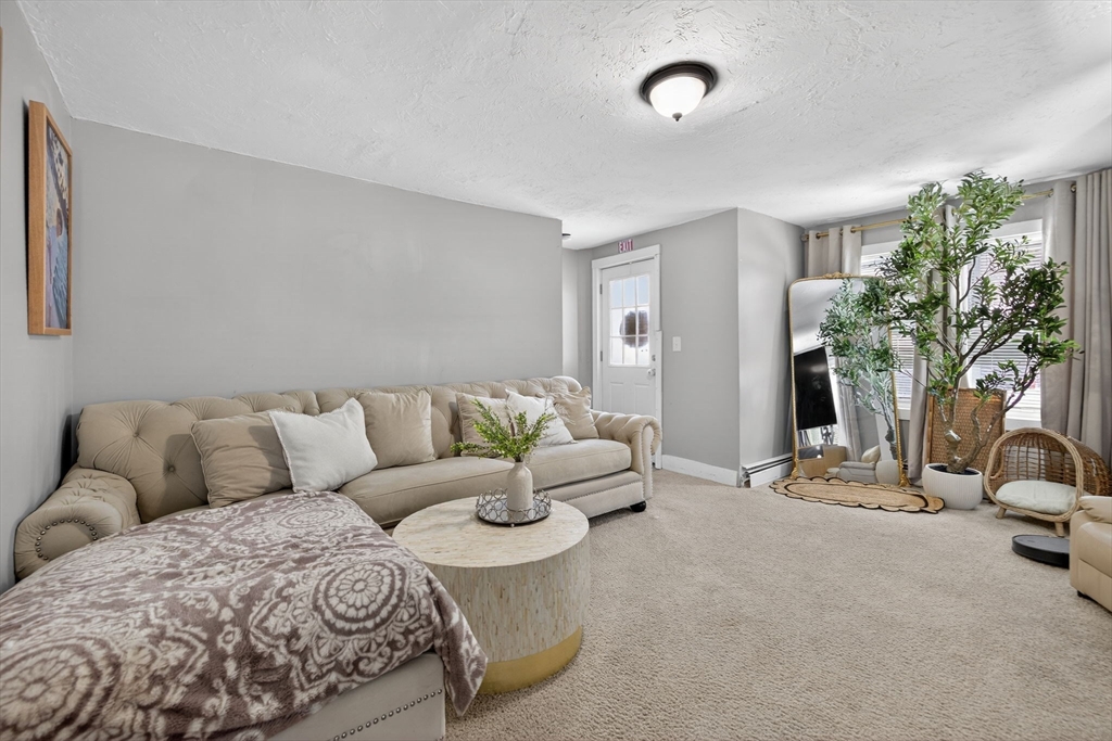 227 Riverbend Street Athol, MA 01331 - Photo 5 of 35