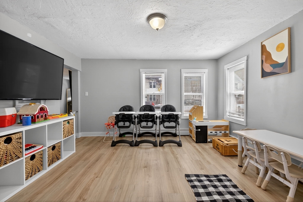 227 Riverbend Street Athol, MA 01331 - Photo 7 of 35