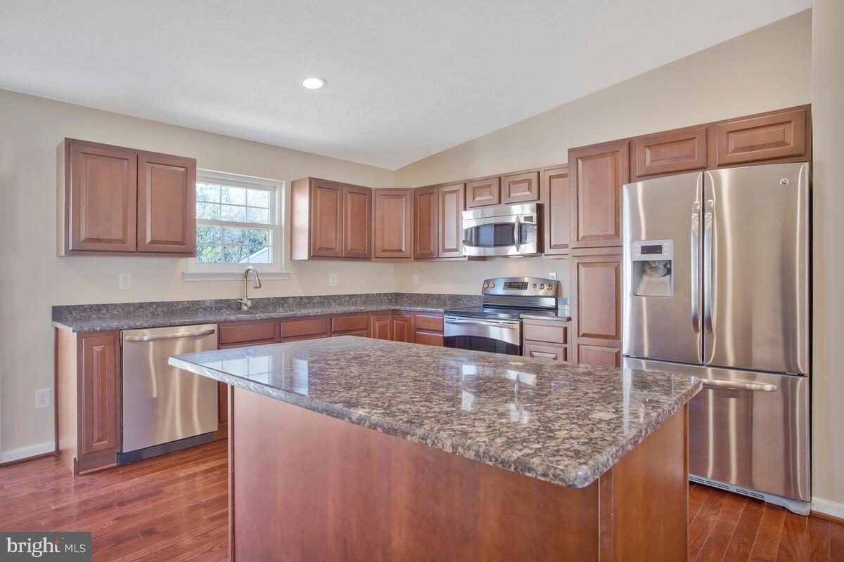 7807 Rippleview Lane Pasadena, MD 21122 - Photo 15 of 35 Gallery Image 15