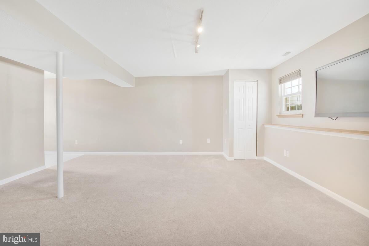 7807 Rippleview Lane Pasadena, MD 21122 - Photo 30 of 35 Gallery Image 30