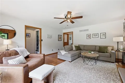 $379,000 | 6311 Sherwood Lane, Merriam, KS 66203