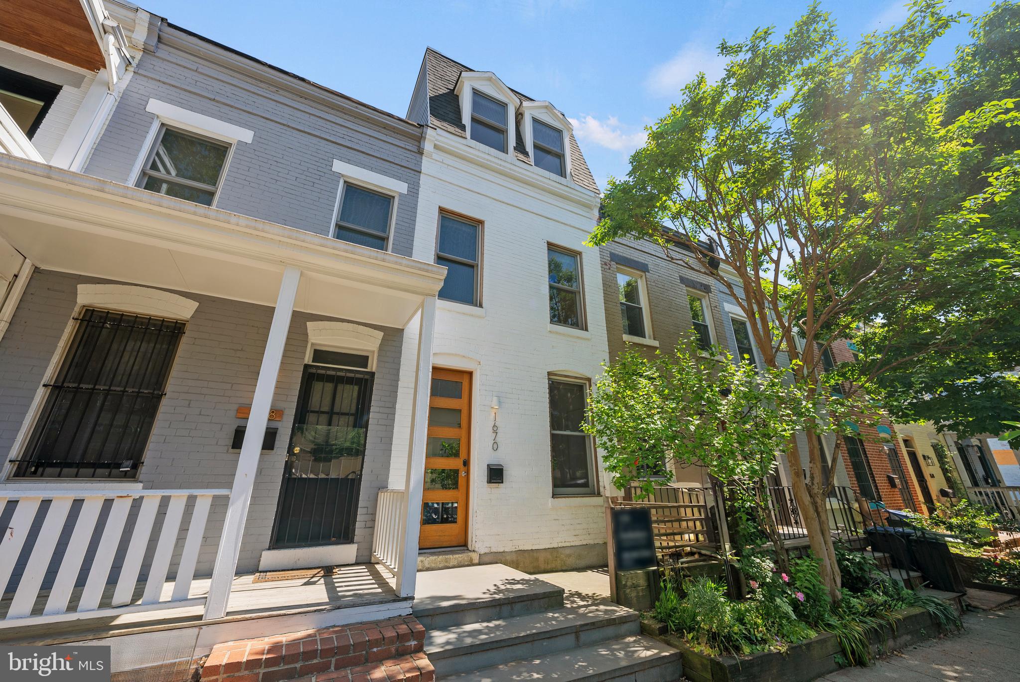 1670 Kalorama Road Northwest Washington, DC 20009 - Photo 2 of 36