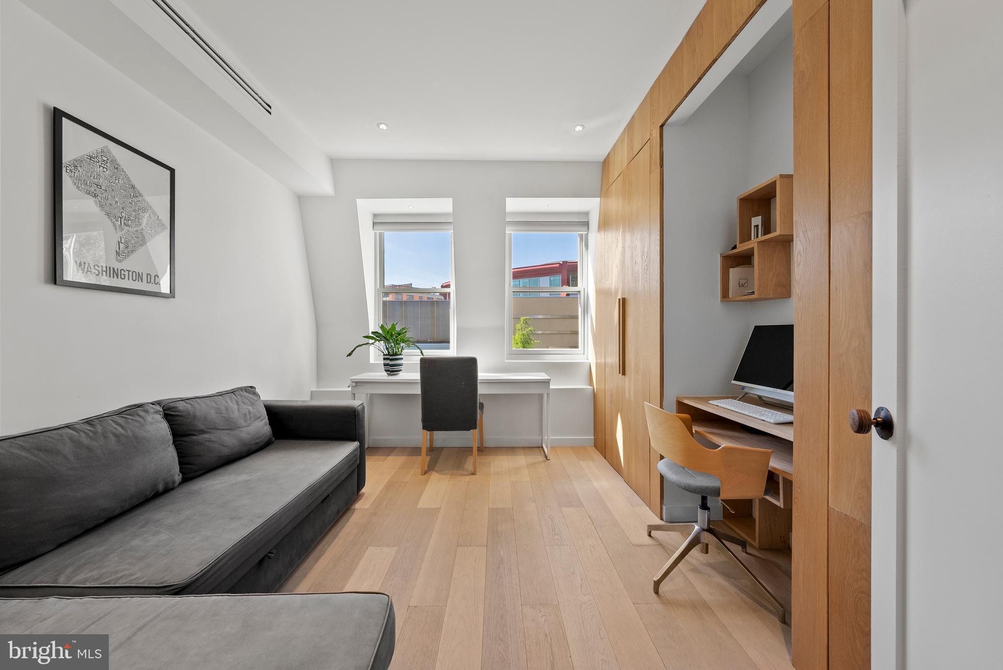 1670 Kalorama Road Northwest Washington, DC 20009 - Photo 31 of 36 Bedroom 3