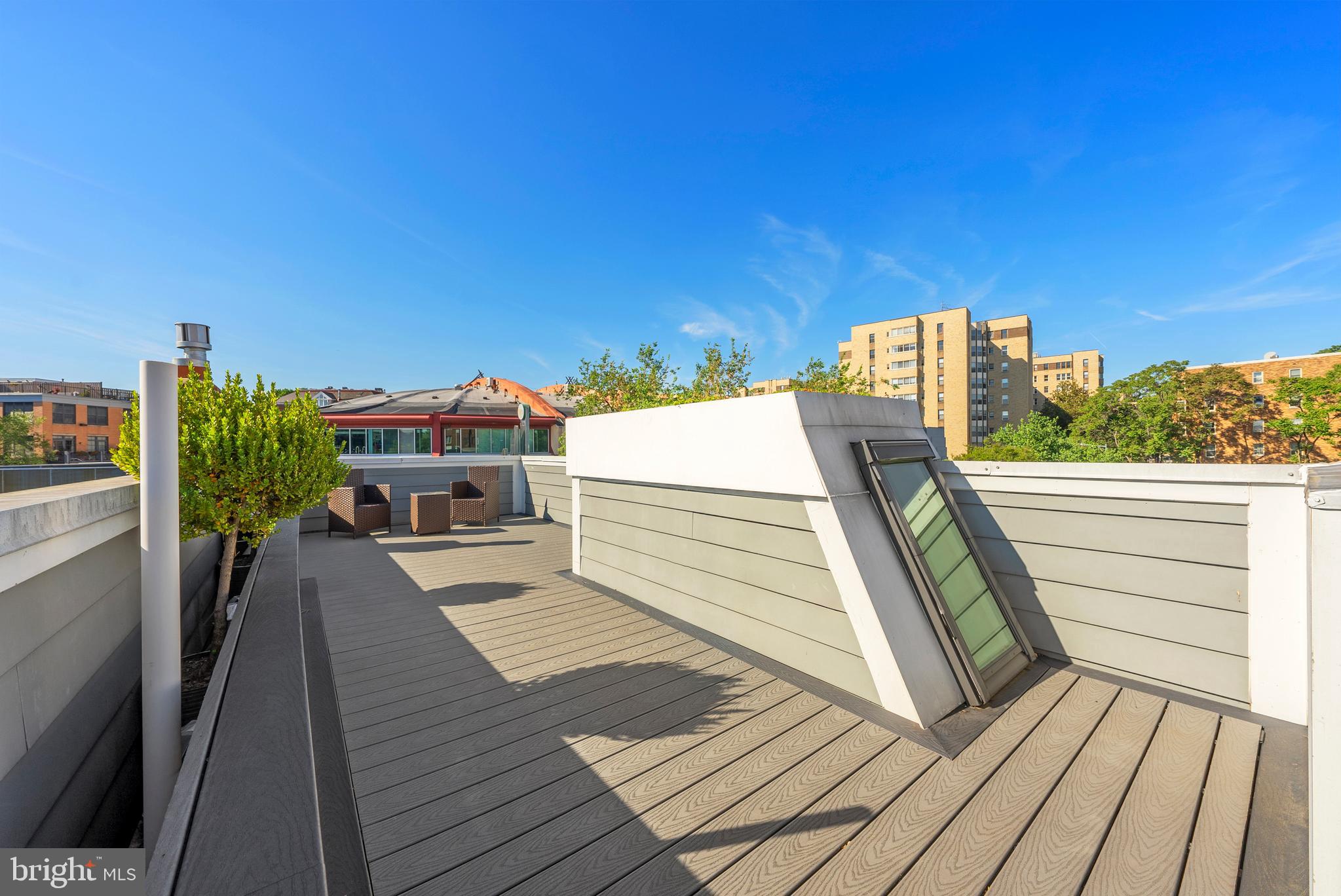 1670 Kalorama Road Northwest Washington, DC 20009 - Photo 33 of 36 Rooftop terrace
