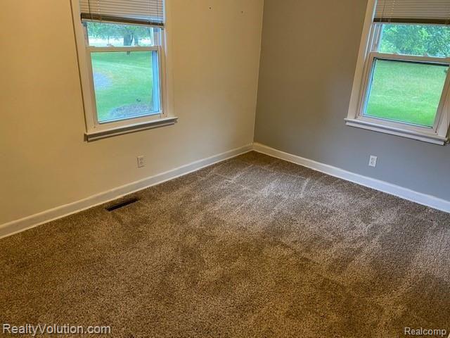 1520 East Dryden Road Metamora, MI 48455 - Photo 11 of 19 IMG_4445.jpg