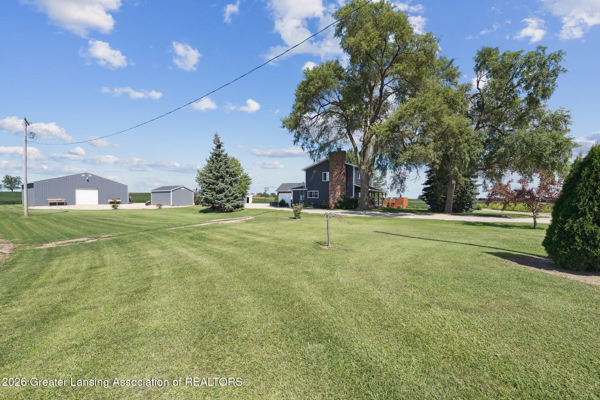 370 West Hayes Road Ithaca, MI 48847 - Photo 31 of 33 370-W-Hayes-Rd-Ithaca-MI-48847-WindowSti