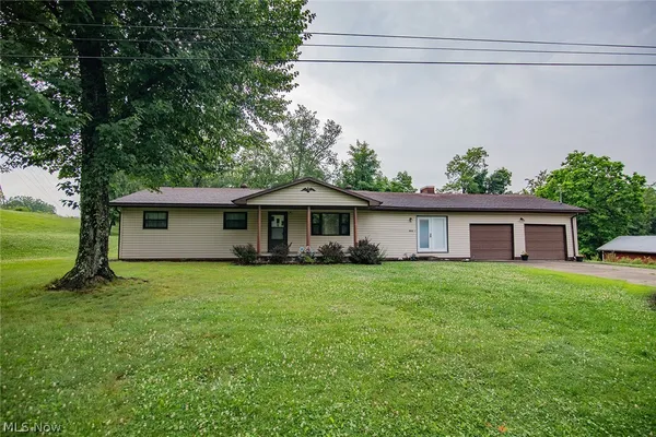 $250,000 | 4802 Hazel Street, Parkersburg, WV 26104