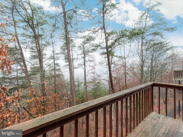 $295,000 | 452 Spitz Lane, Basye, VA 22810