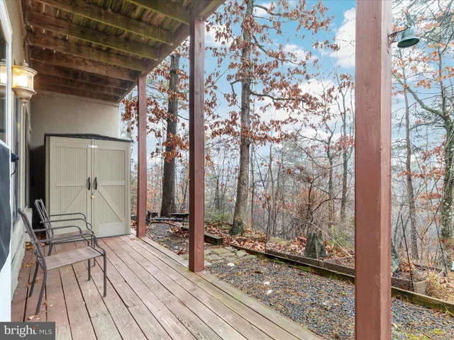 $295,000 | 452 Spitz Lane, Basye, VA 22810