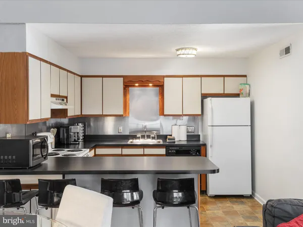 $295,000 | 452 Spitz Lane, Basye, VA 22810