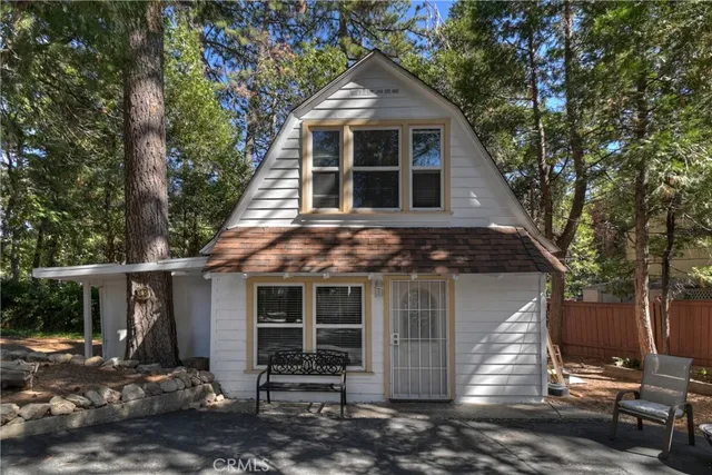 $649,999 | 23581 Lake Drive, Crestline, CA 92325