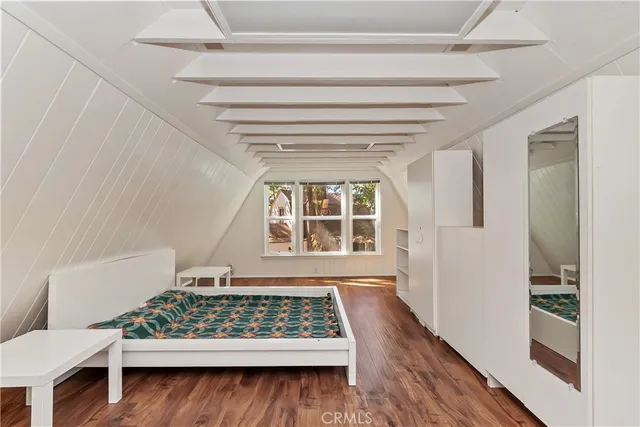 $649,999 | 23581 Lake Drive, Crestline, CA 92325