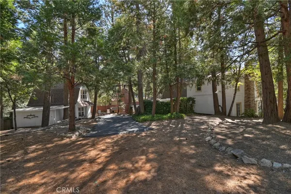 $649,999 | 23581 Lake Drive, Crestline, CA 92325