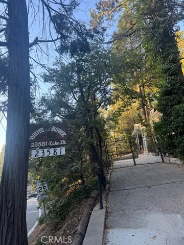 $649,999 | 23581 Lake Drive, Crestline, CA 92325