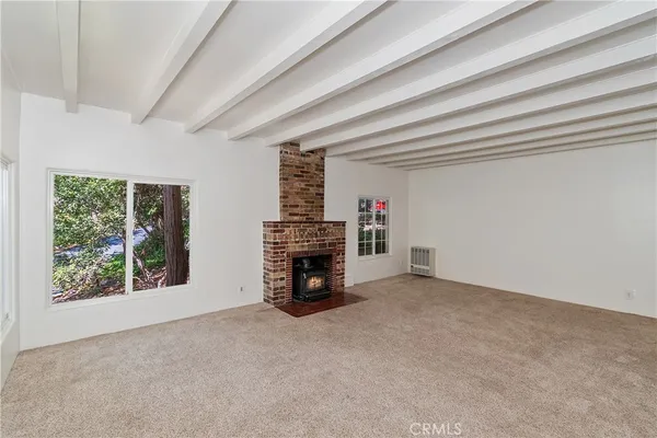 $649,999 | 23581 Lake Drive, Crestline, CA 92325
