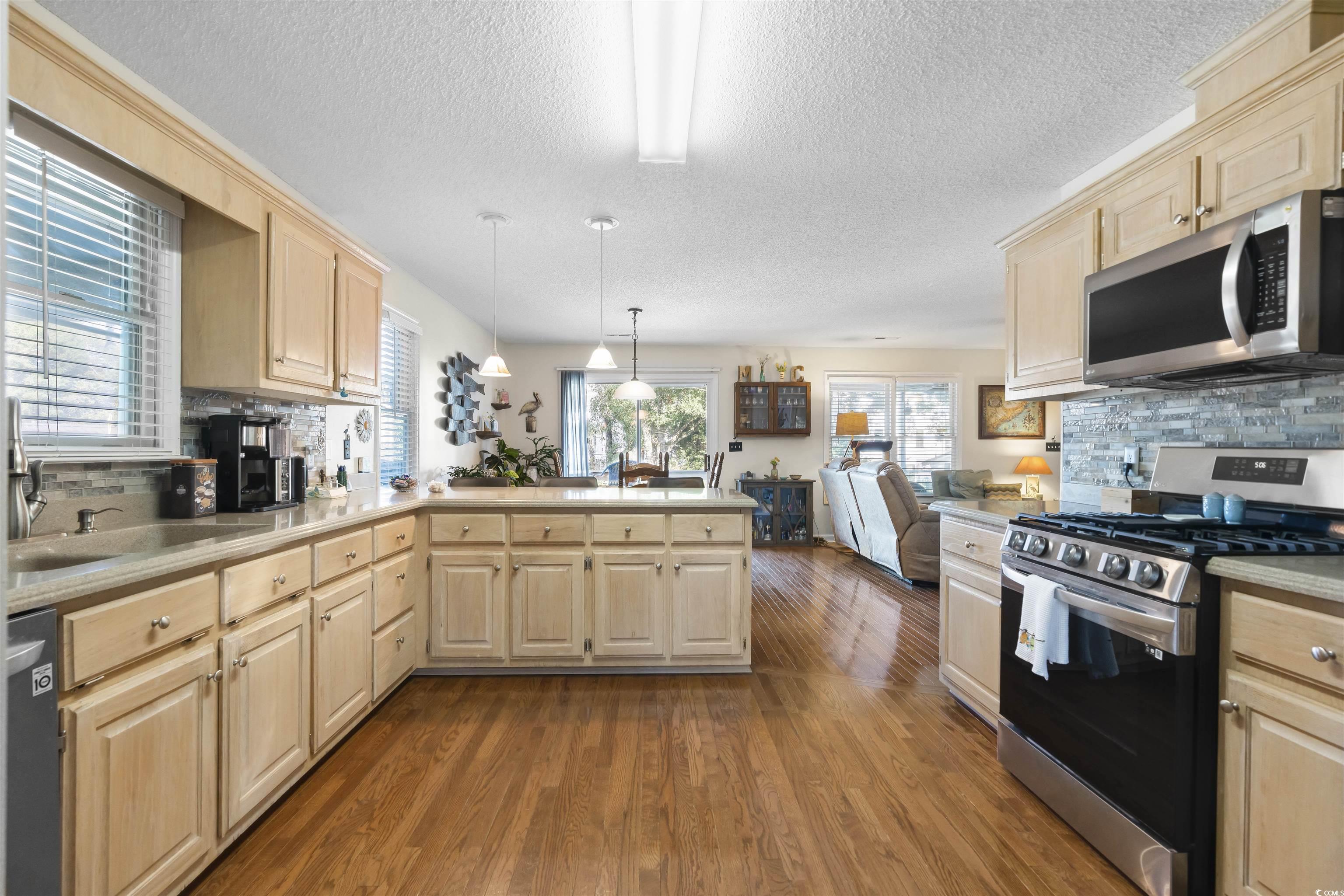 386 Spivey Avenue Murrells Inlet, SC 29576 - Photo 19 of 39