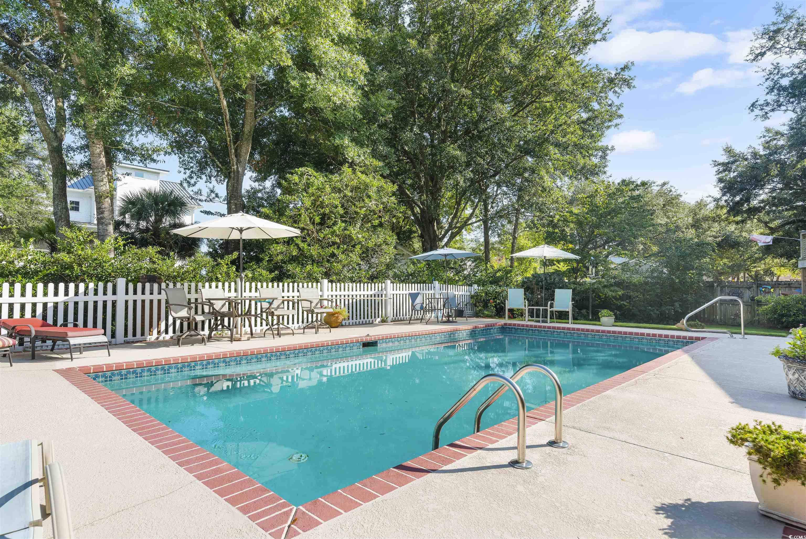 386 Spivey Avenue Murrells Inlet, SC 29576 - Photo 8 of 39