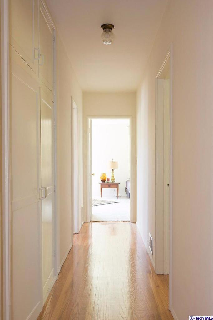 362 West Kenneth Road Glendale, CA 91202 - Photo 17 of 21 Additional Photo