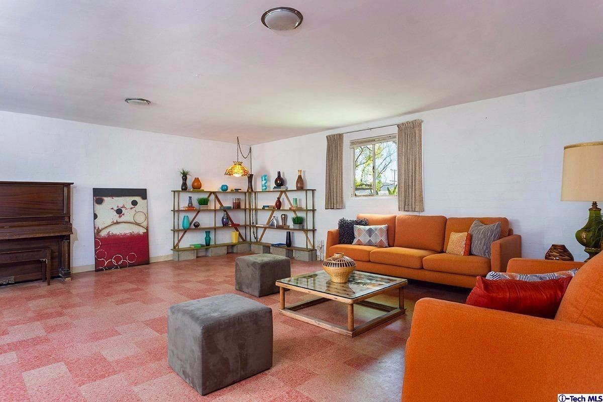 362 West Kenneth Road Glendale, CA 91202 - Photo 8 of 21 Additional Photo