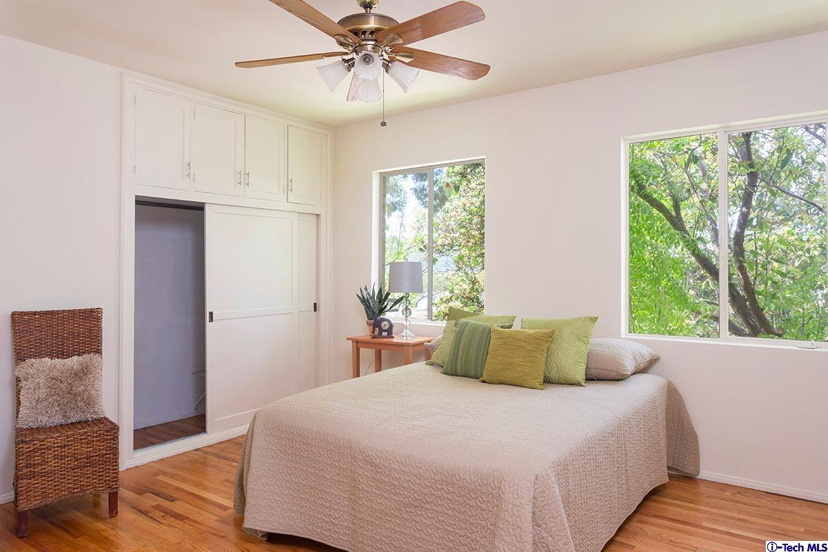 362 West Kenneth Road Glendale, CA 91202 - Photo 9 of 21 Additional Photo
