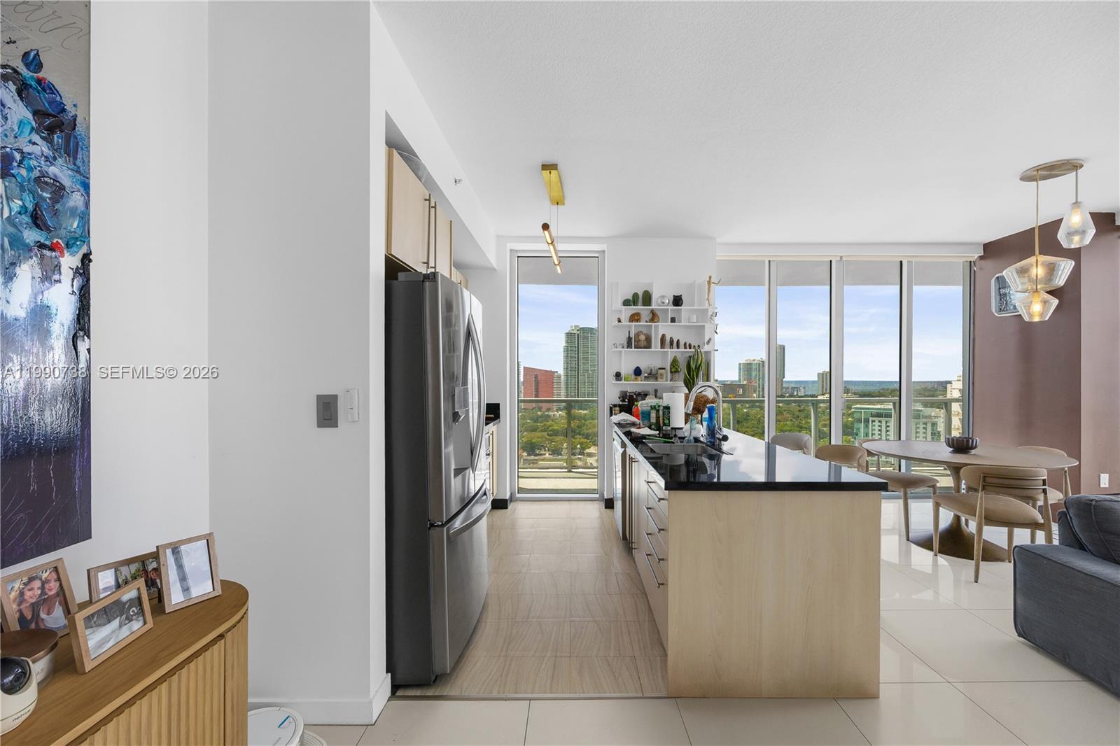 79 Southwest 12th Street, Unit 2401S Miami, FL 33130 - Photo 17 of 29