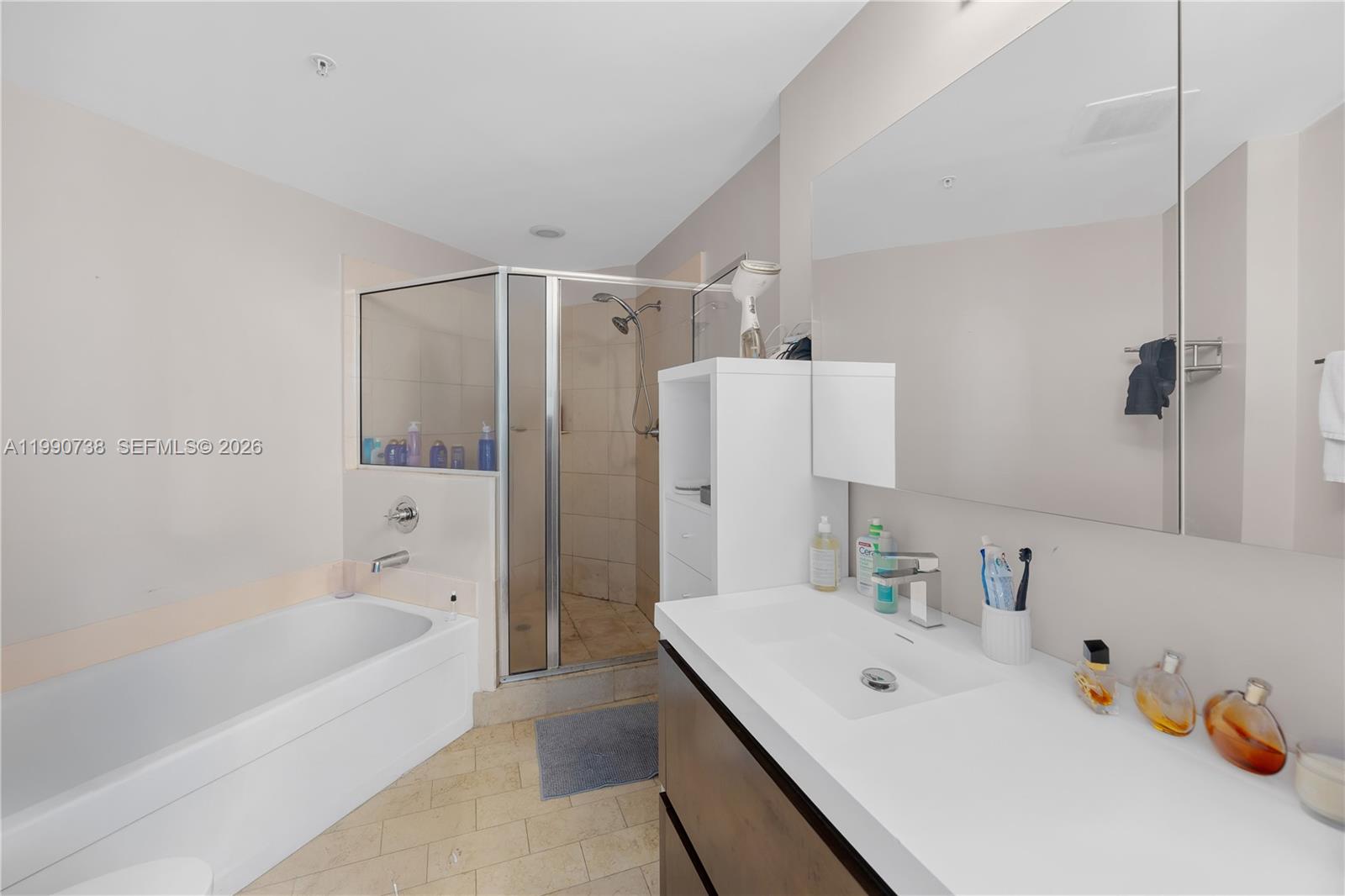 79 Southwest 12th Street, Unit 2401S Miami, FL 33130 - Photo 21 of 29