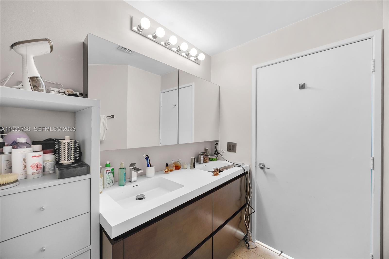 79 Southwest 12th Street, Unit 2401S Miami, FL 33130 - Photo 23 of 29