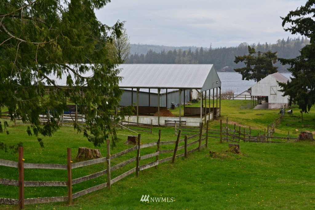 2502 North Shore Road Bellingham, WA 98226 - Photo 24 of 25 Gallery Image 24