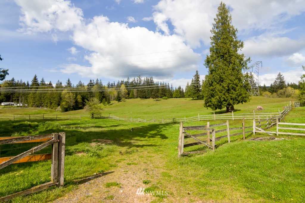 2502 North Shore Road Bellingham, WA 98226 - Photo 4 of 25 Gallery Image 4