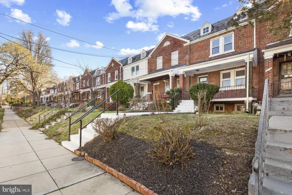 $3,650 | 5105 New Hampshire Avenue Northwest, Washington, DC 20011