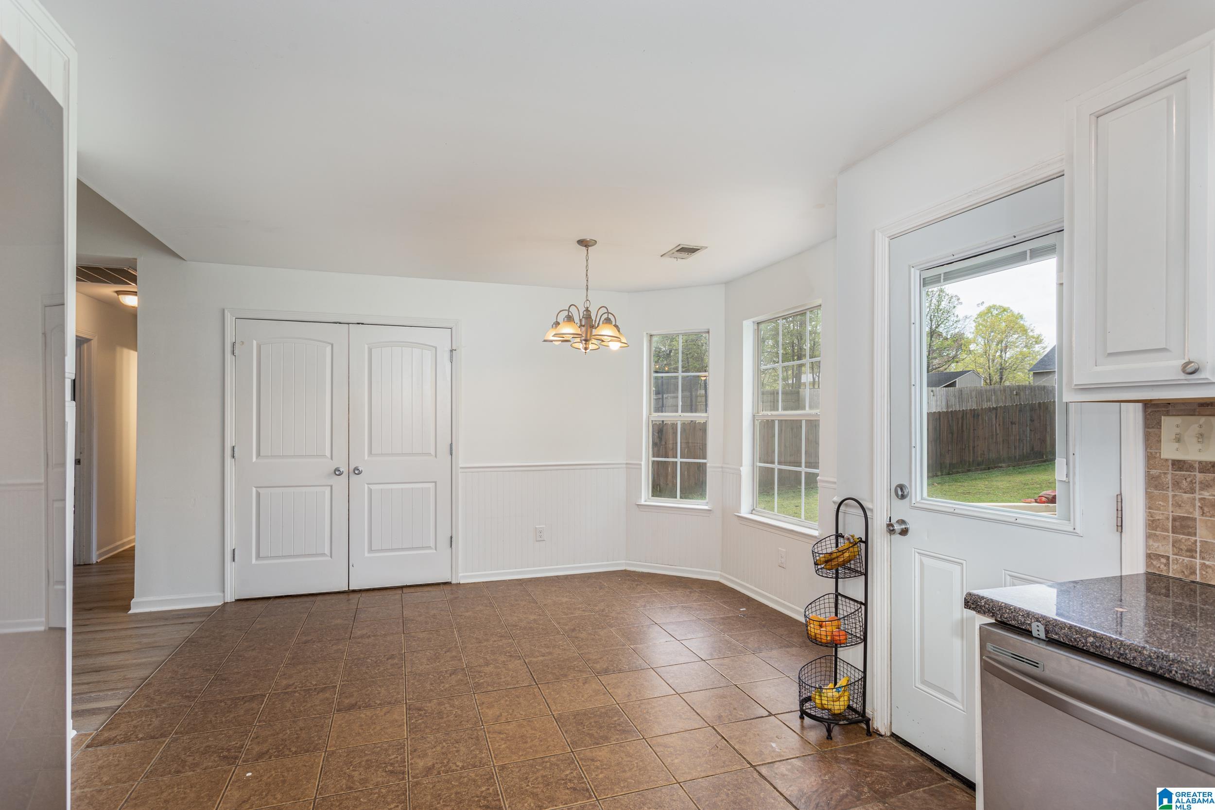 558 Whittaker Place Leeds, AL 35094 - Photo 13 of 34