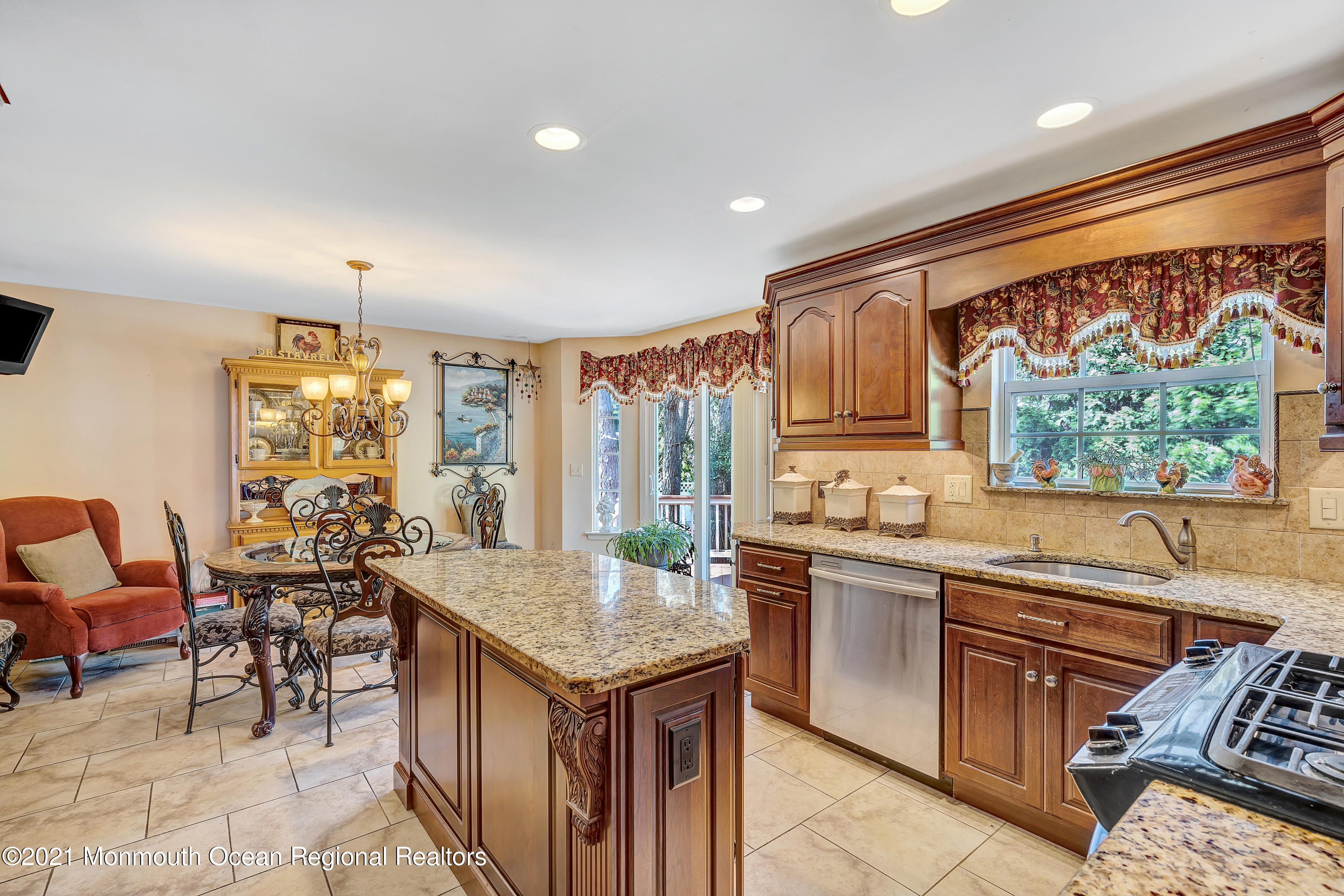 219 Lake Road Brick, NJ 08724 - Photo 10 of 36 019_dsc06818_19_20_21_22