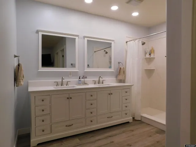 $485,000 | 2100 Hitching Post Drive, Green River, WY 82935