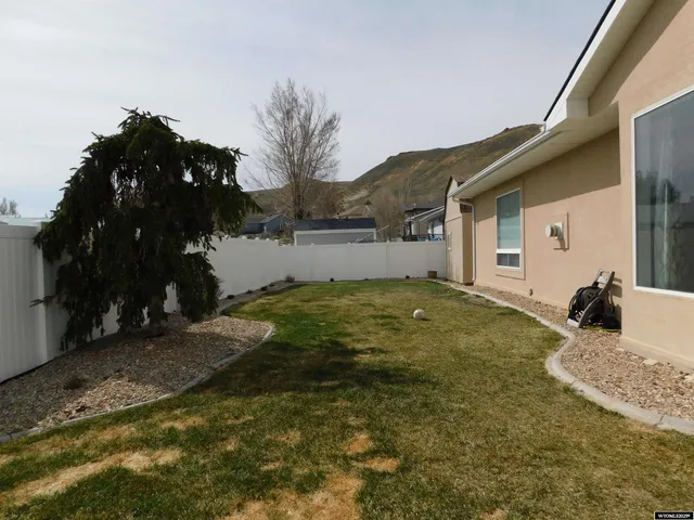 $485,000 | 2100 Hitching Post Drive, Green River, WY 82935