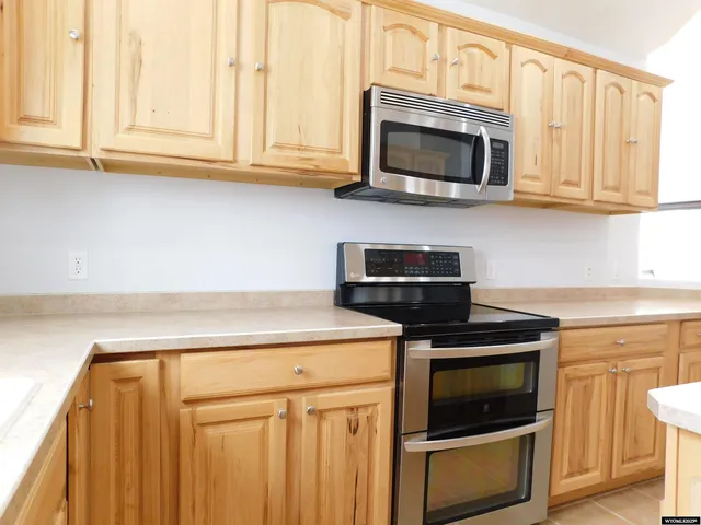 $485,000 | 2100 Hitching Post Drive, Green River, WY 82935